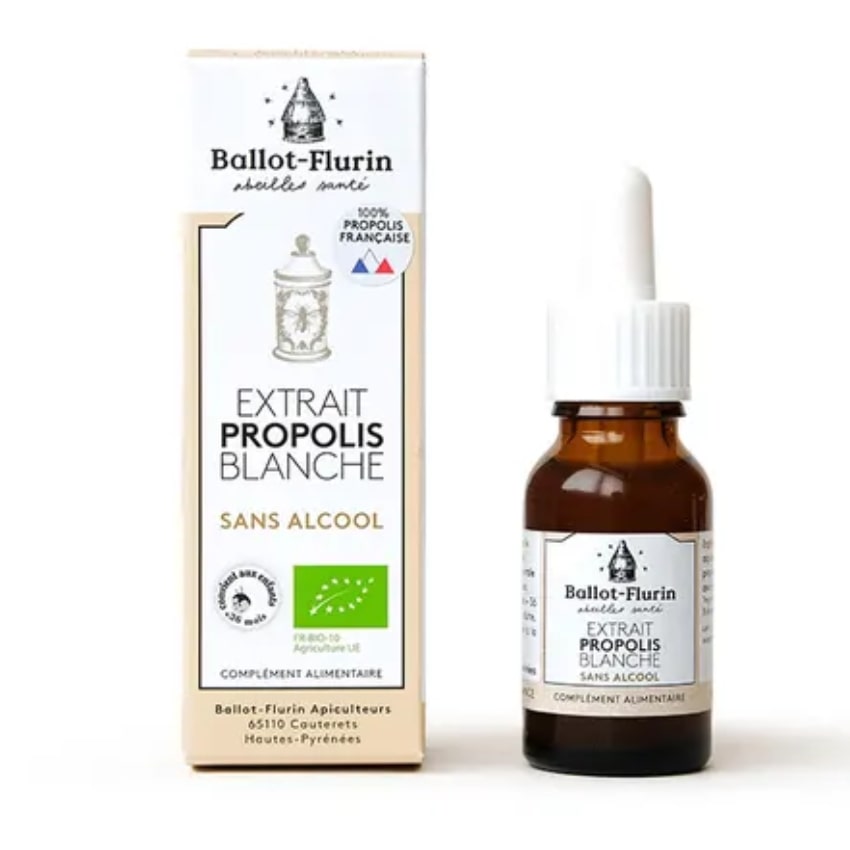 Un flacon d'extrait de propolis blanche bio sans alcool de 15 ml de la marque Ballot-Flurin avec son emballage