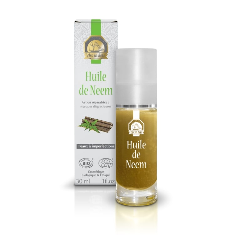 Un flacon de 30 ml d'huile de Neem Bio de la marque Arc en sels