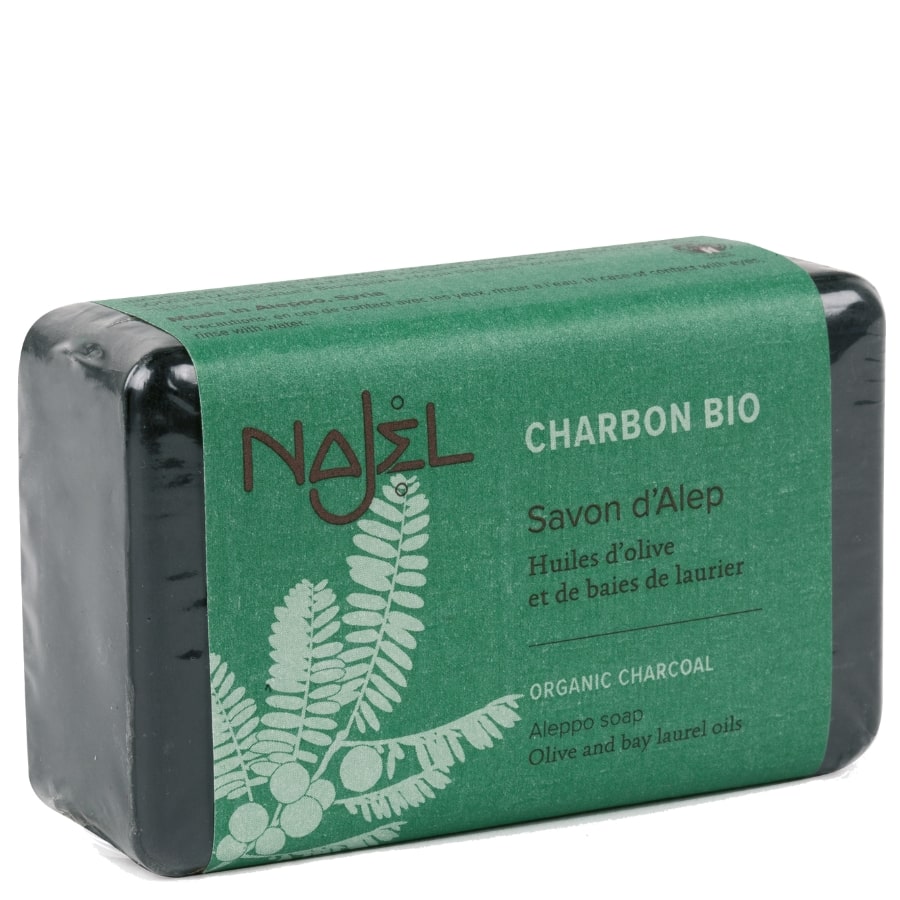 Un savon d'alep au charbon bio de la marque Najel